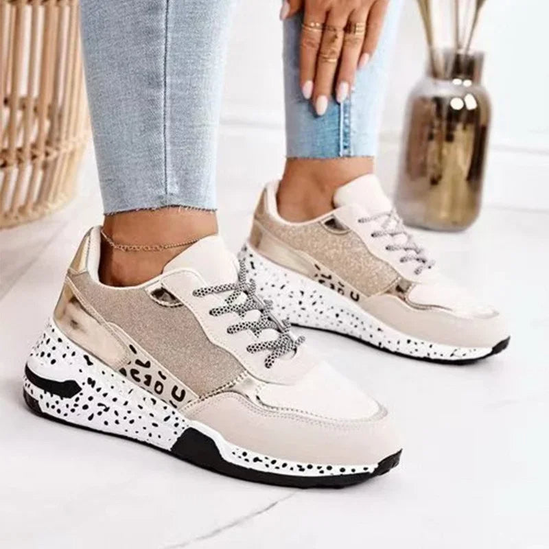 Babine | Dames Sneakers – Lichtgewicht Platform Sneakers met Ademend Mesh en T-Strap Design