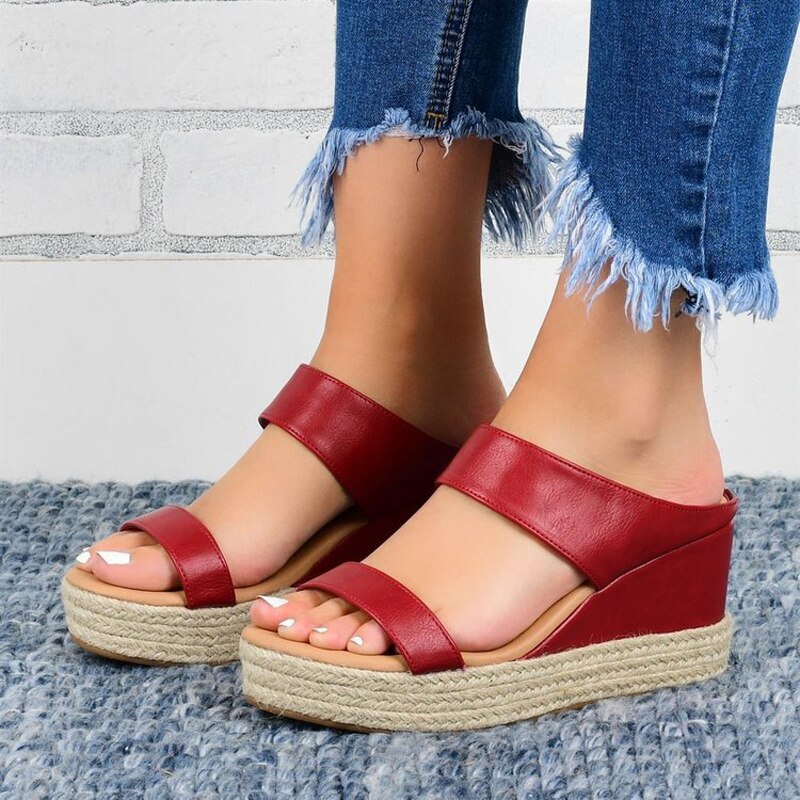Dames Sandalen – Platformstijl met Brede Banden voor Comfort en Stabiliteit