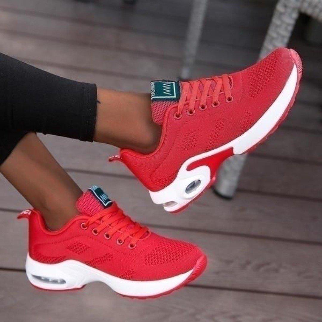 Dames Orthopedische Wandelschoenen – Lichtgewicht Slip-On Sneakers met Ademend Mesh & Anti-Slip Zool