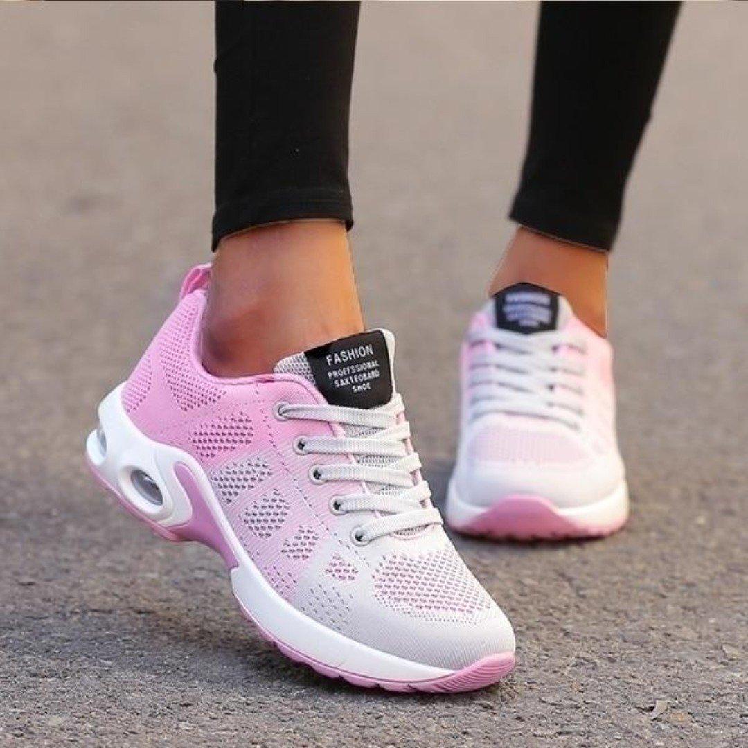 Dames Orthopedische Wandelschoenen – Lichtgewicht Slip-On Sneakers met Ademend Mesh & Anti-Slip Zool