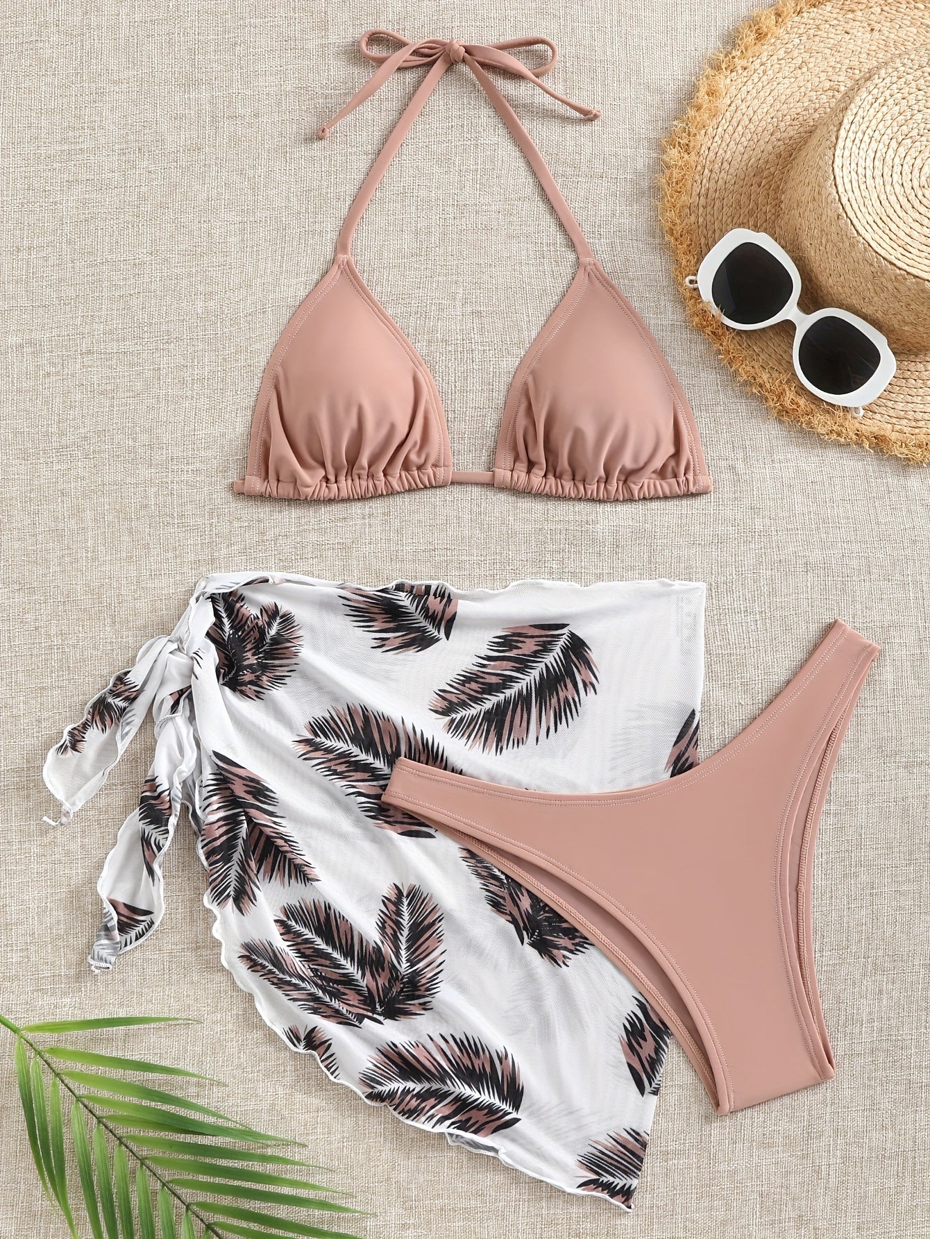 Elegante Halter Nek Bikini Set met Mesh Cover-up Rok