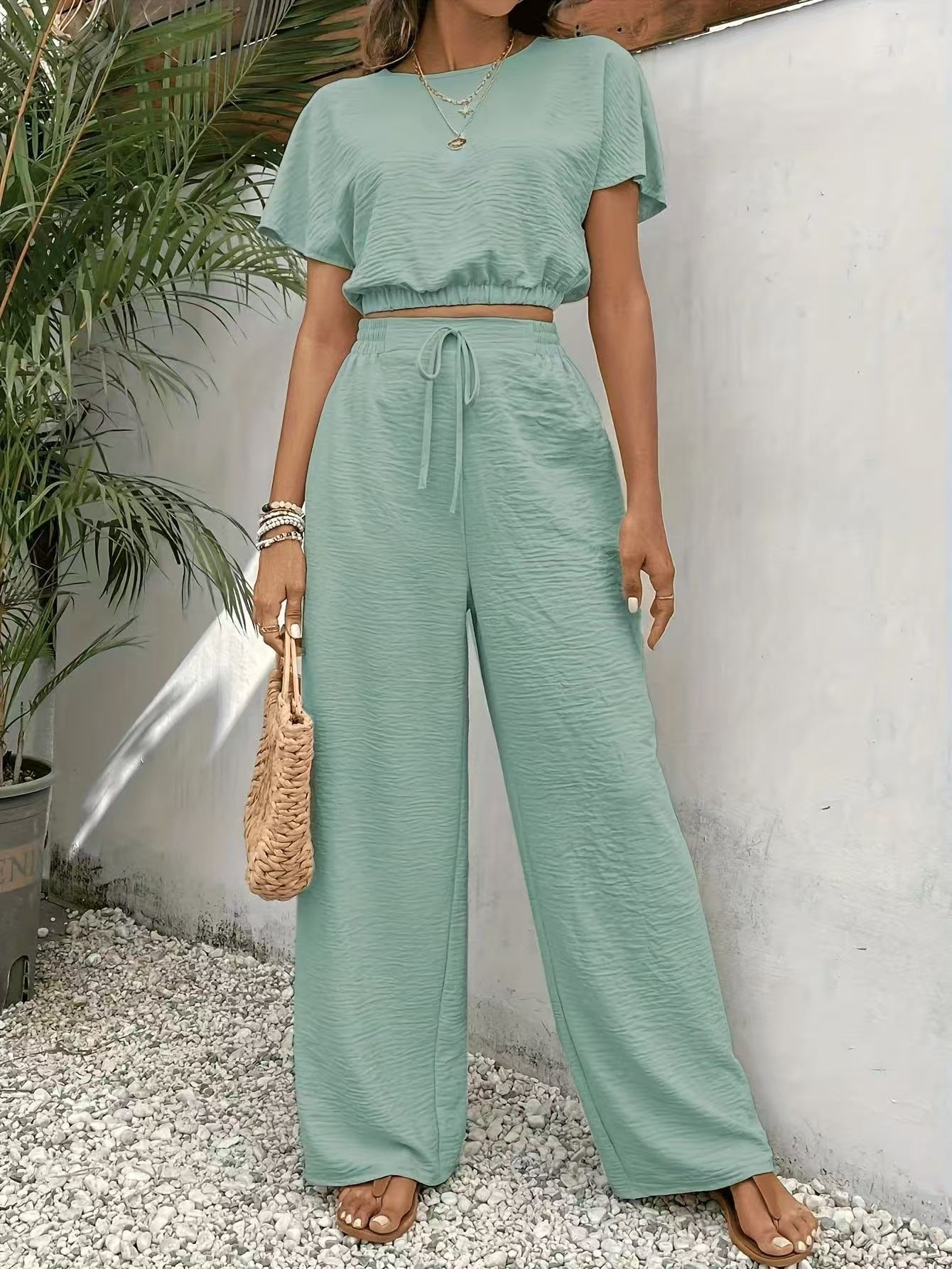 Cloë | Dames Tweedelige Set – Crop Top met Batwing Mouwen en Wijde Broek met Trekkoord