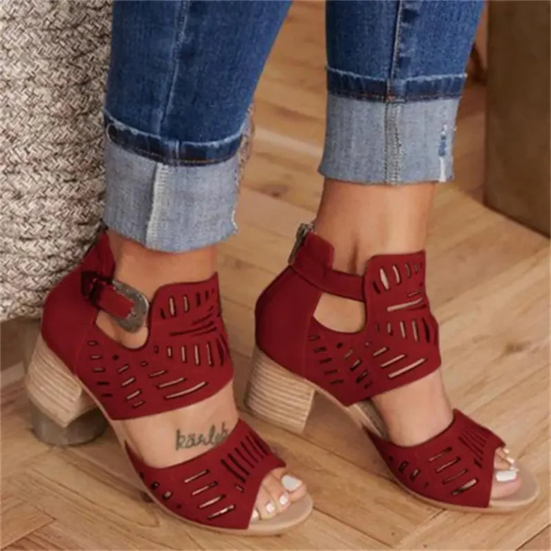 Agnetha | Dames Haksandalen met Ajourpatroon en Enkelband – Licht, Elegant en Perfect voor de Zomer