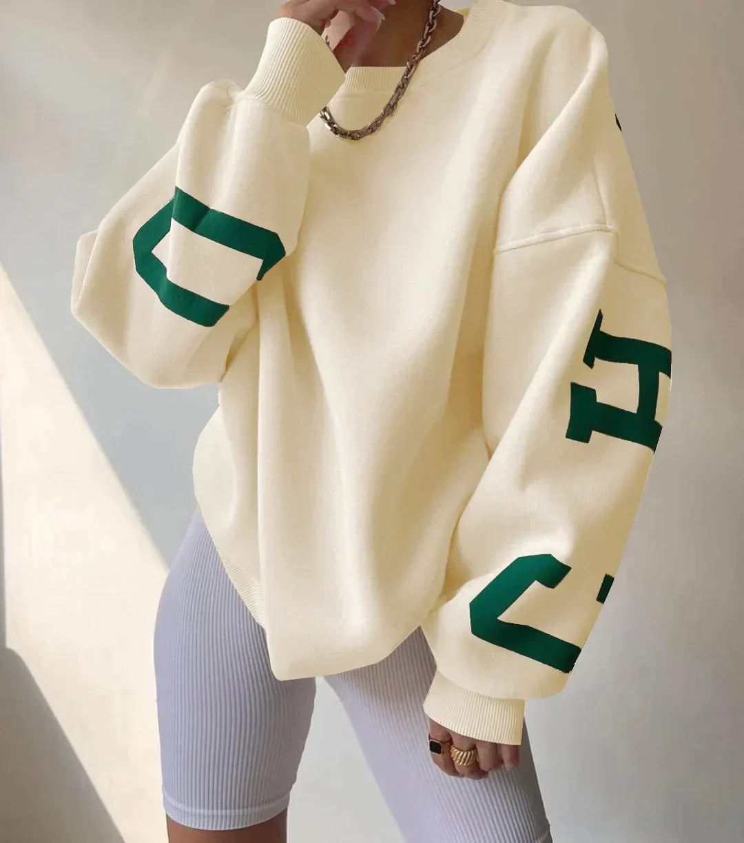 Dames Oversized Sweatshirt – Ronde hals zonder capuchon, grafische print op mouwen, casual