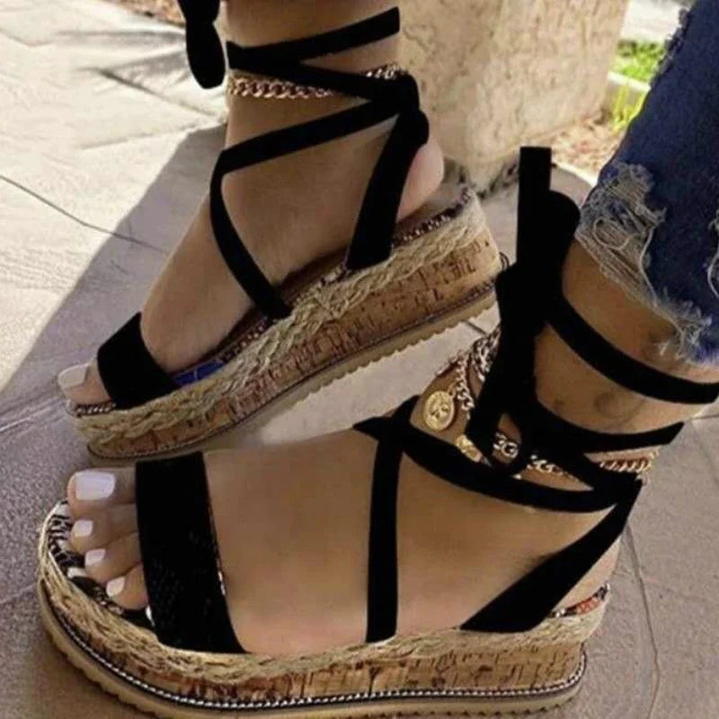 Adriaantje | Dames Platform Sandalen met Gevlochten Zool en Enkelveter – Comfort en Kleur voor de Zomer