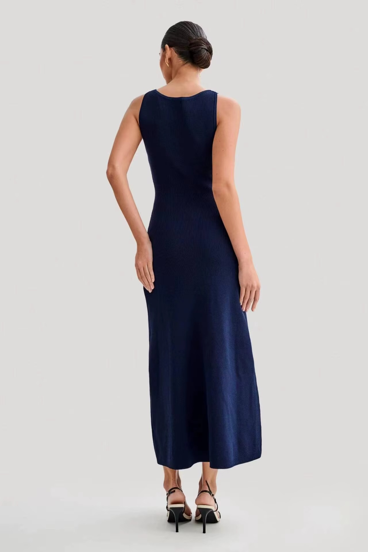 Maja | Mouwloze Midi Jurk