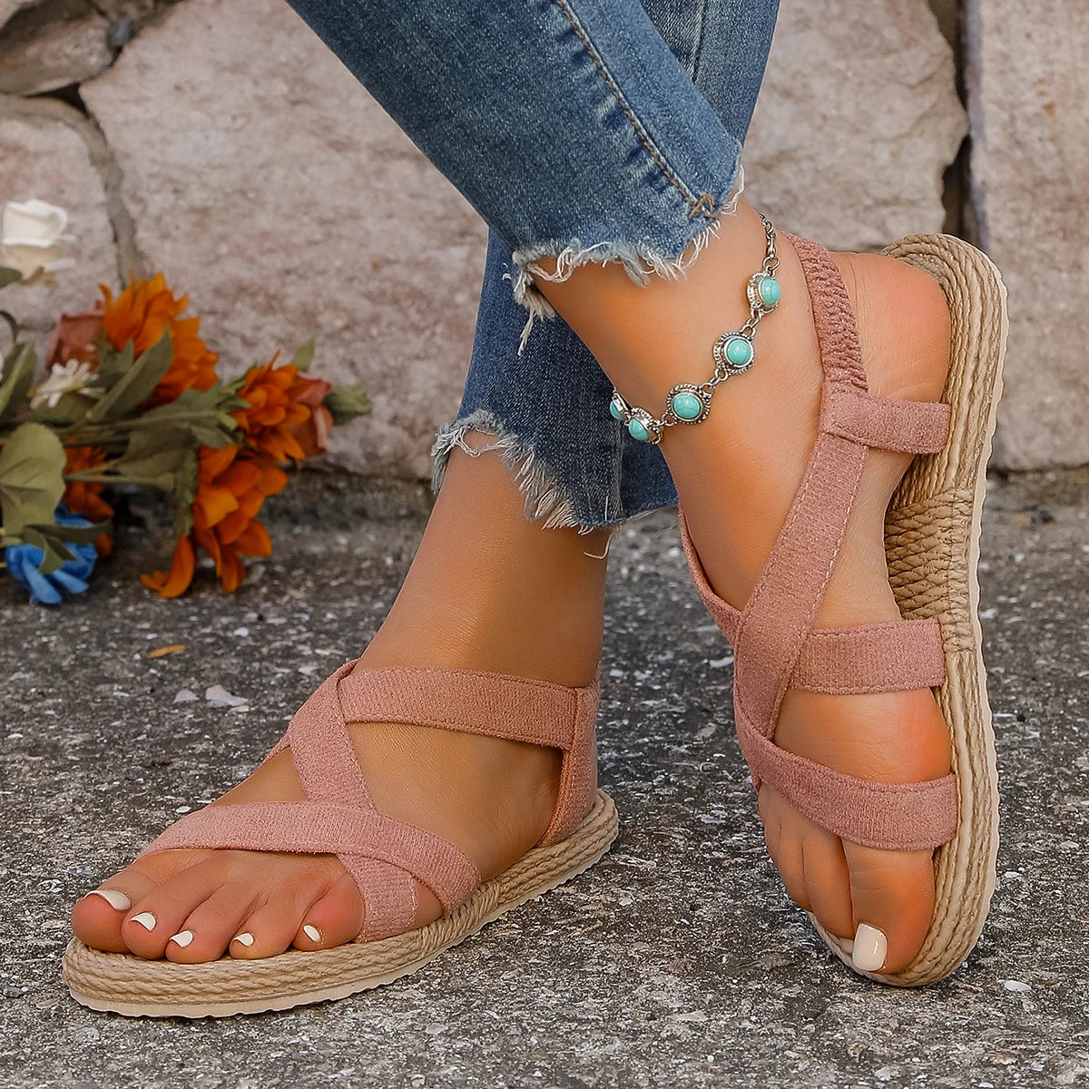 Dames sandalen met espadrille platform en verstelbare bandjes voor zomerse casual stijl