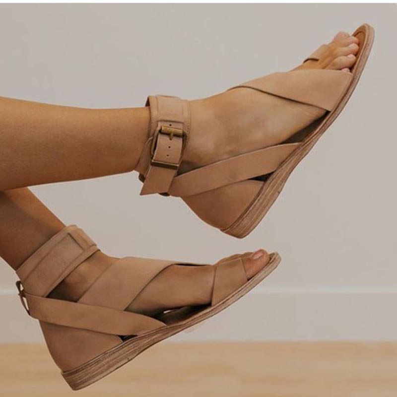 MM | sandalen met kruisbandje en teenring