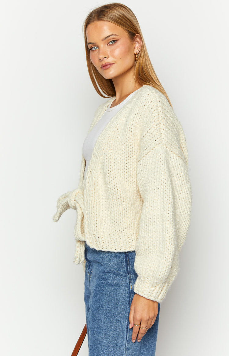Celeste Cardigan Knit | Dames gebreid vest met striksluiting en luxe breisteek