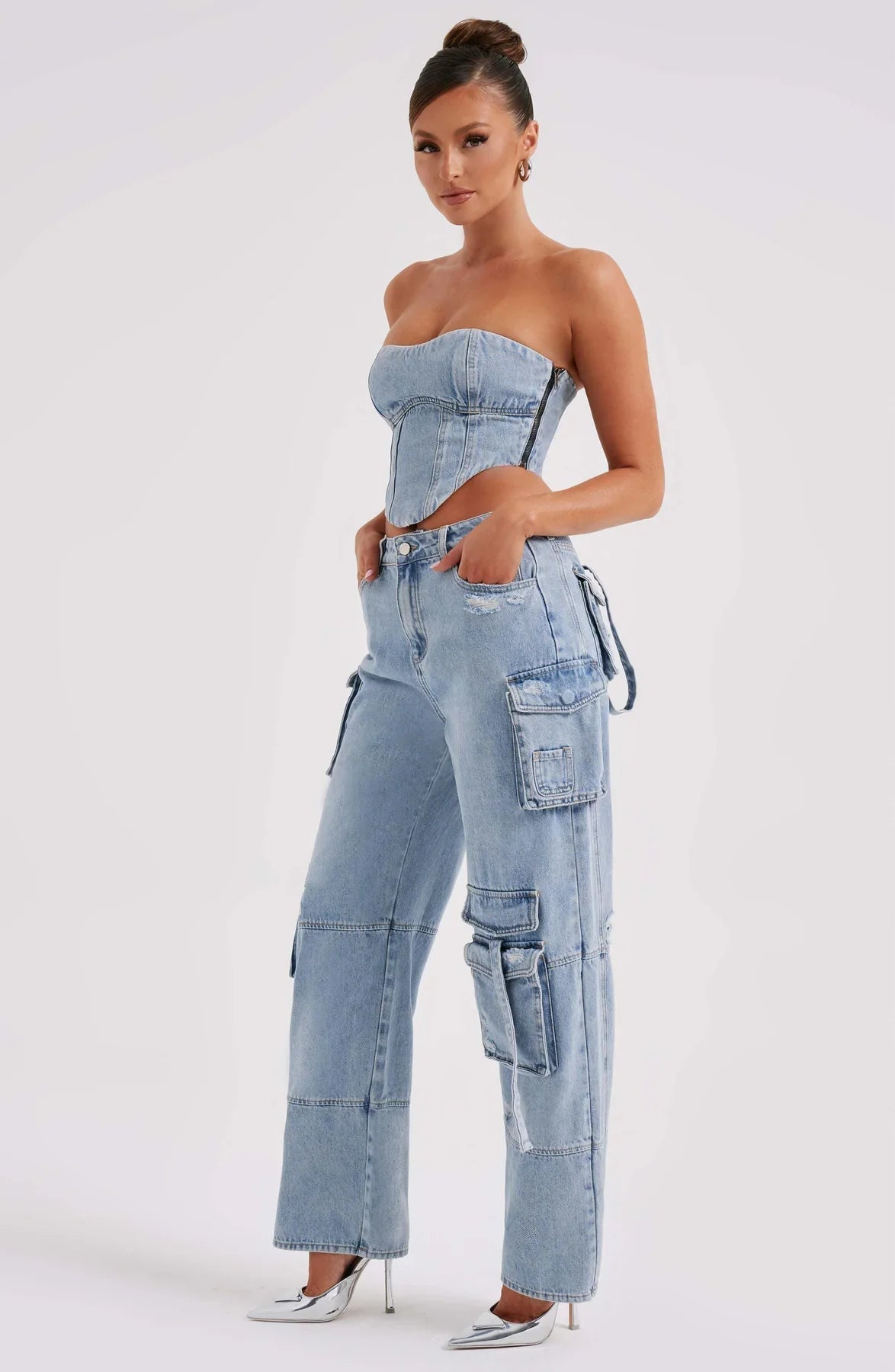 Febe | Dames Denim Corset & Cargobroek Set – Gestructureerde Silhouet en Utilitaire Details