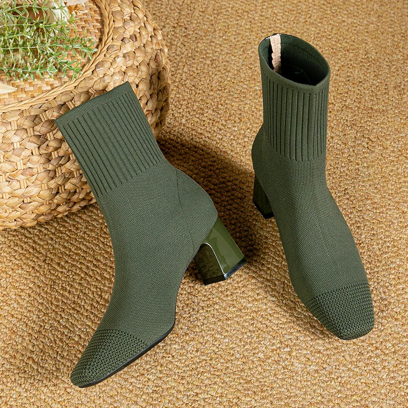 Comfortabele laarzen met elegante hak