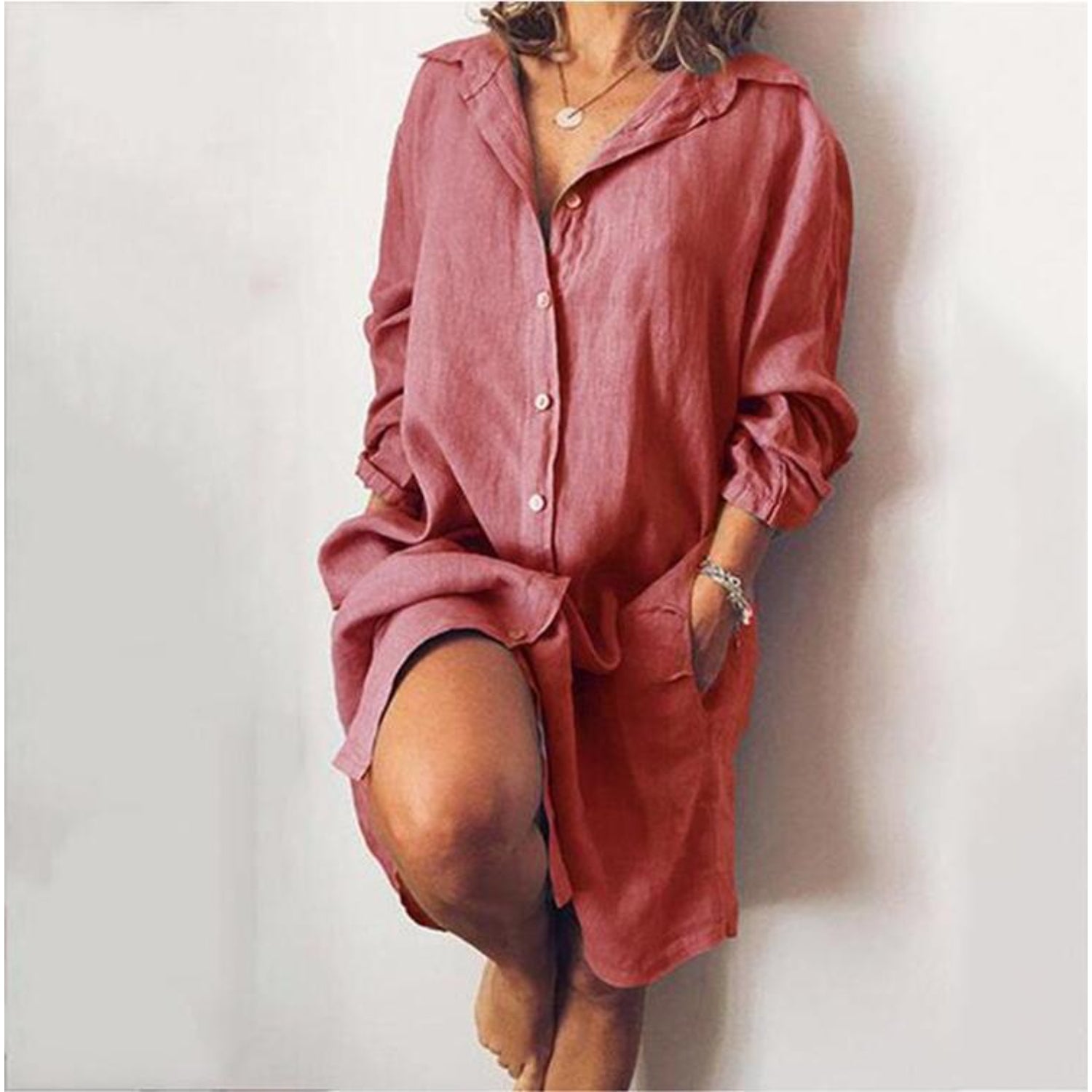 Dames blouse van linnen met lange rechte snit