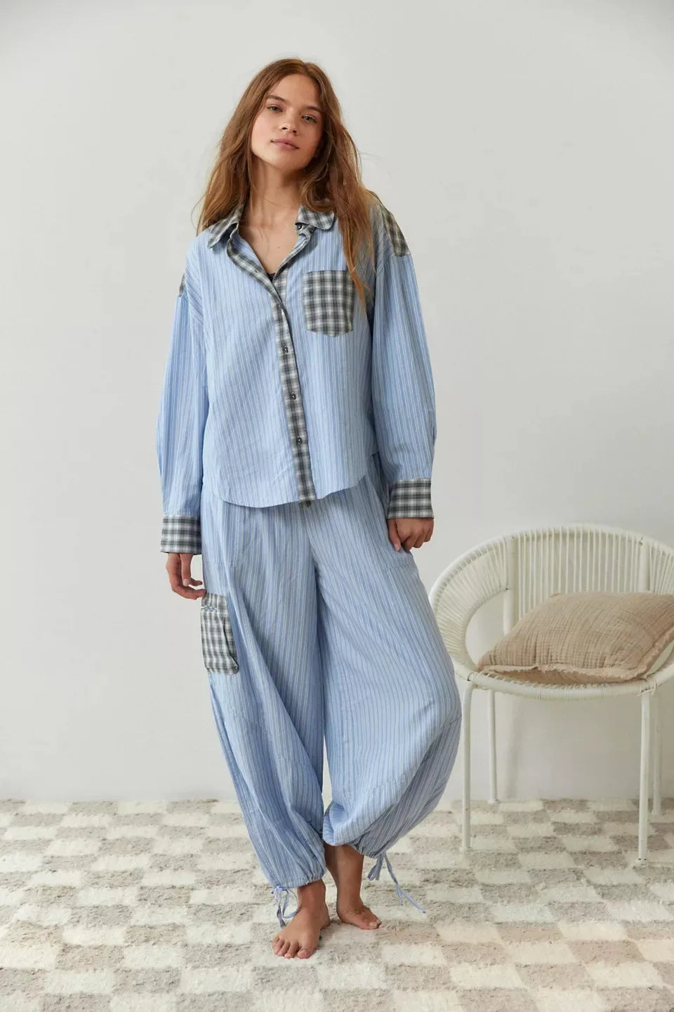 Elise Pyjama Set | Dames comfy loungewear met knoopdetail en trekkoordbroek
