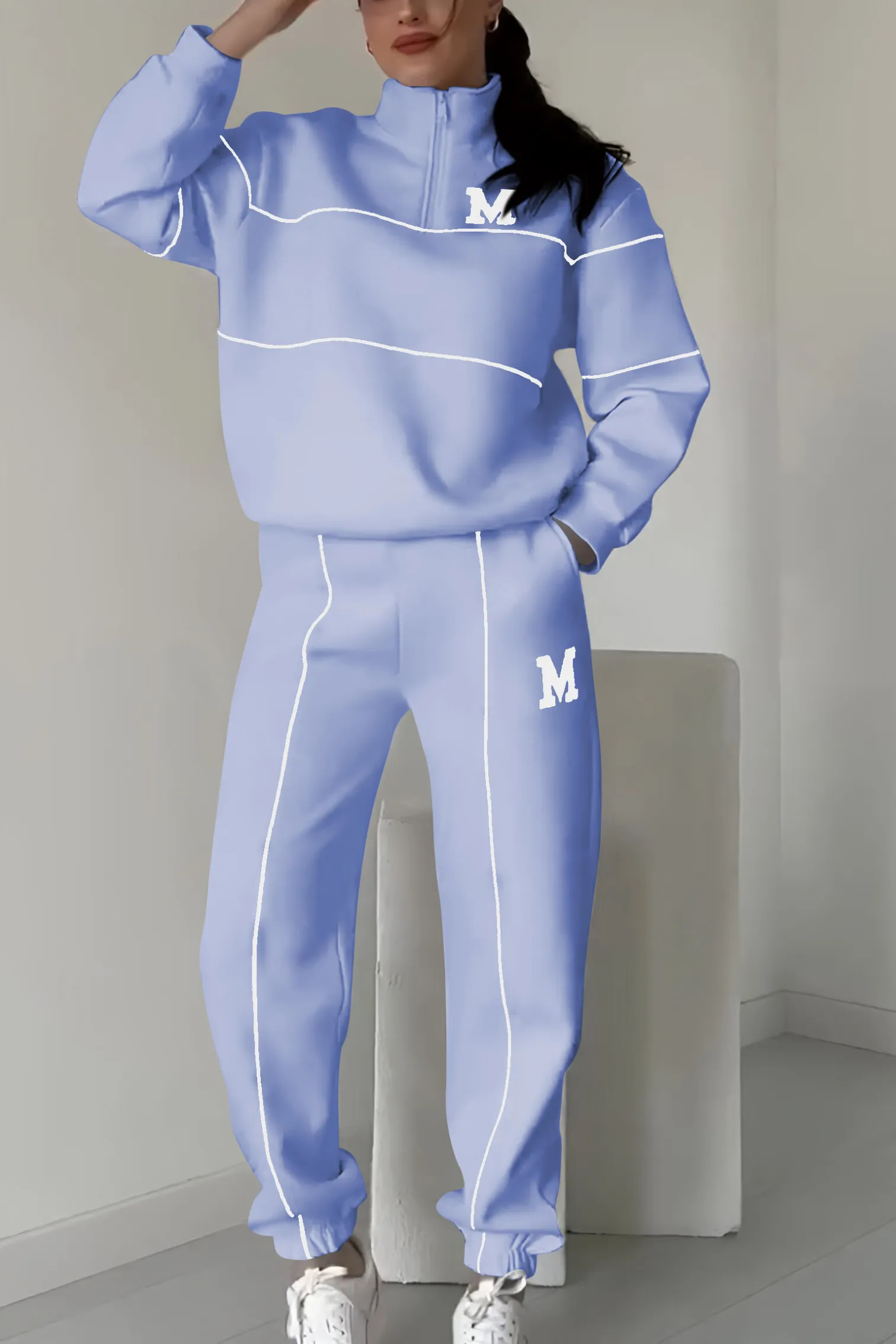 Megan Tracksuit | Dames trainingspak met halve rits en varsity-stijl