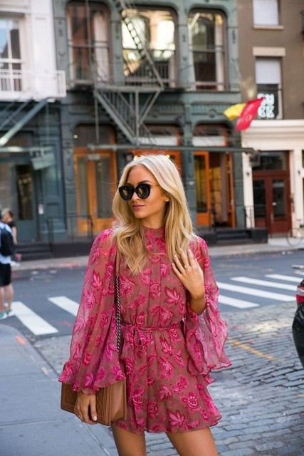 Neela Jumpsuit | Lange mouwen damesjumpsuit met open rug en striksluiting in elegante stijl