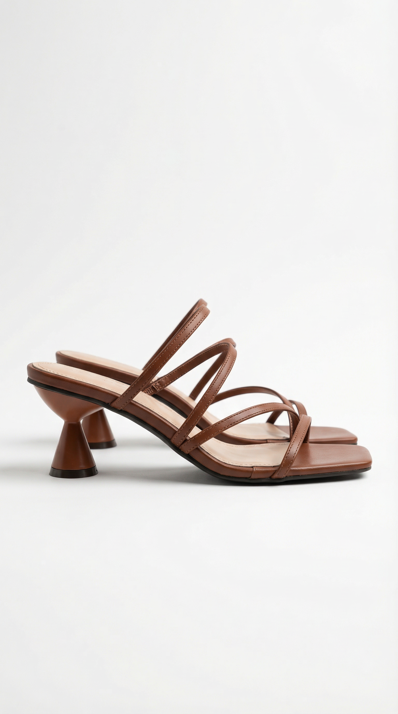 Dames Sandalen met Kitten Heel – Met Bandjes, Geschikt voor Zomer en Casual Gebruik