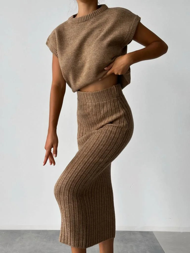 Taffy knit set dames | Gebreide feestset met cardigan en rok in elegante stijl