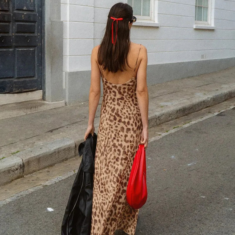 Diewertje | Dames Maxi‑jurk met Luipaardprint en Spaghettibandjes – Flowy Statementjurk