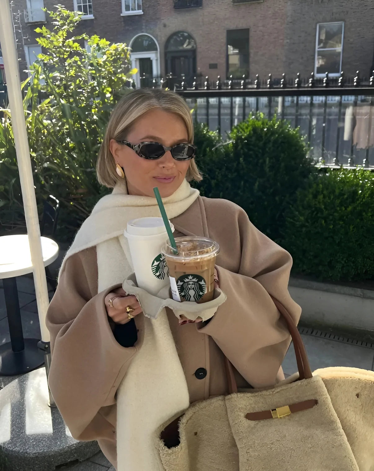 Viene Winterjas | Dames oversized jas met zachte wolmix en trendy design