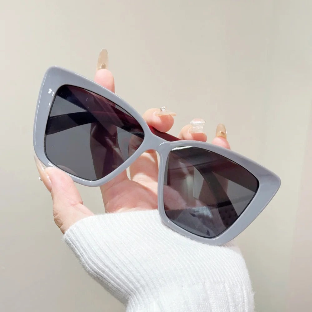 Dames zonnebril met cat-eye design – retro stijl en UV400-bescherming voor een elegante zomerlook
