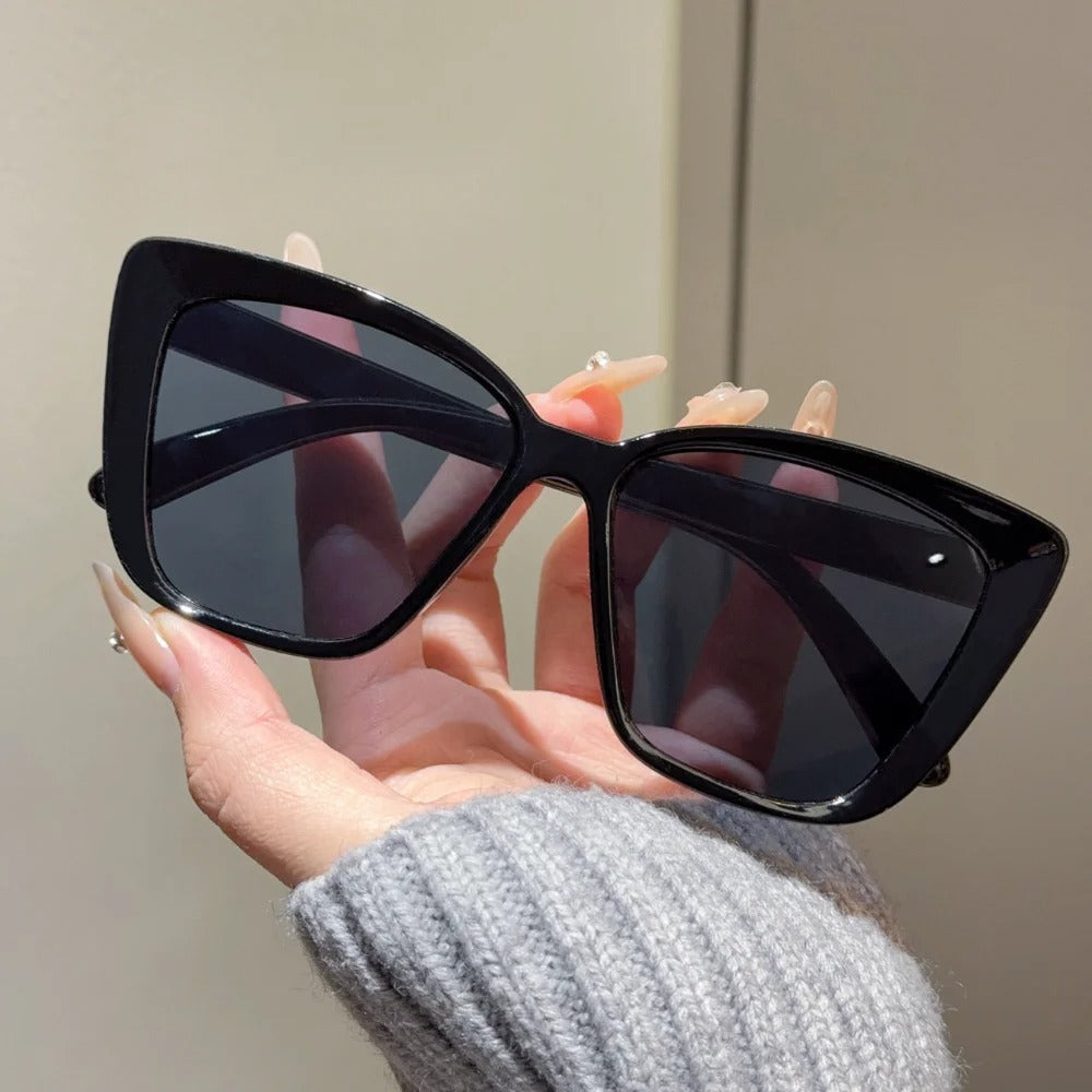 Dames zonnebril met cat-eye design – retro stijl en UV400-bescherming voor een elegante zomerlook