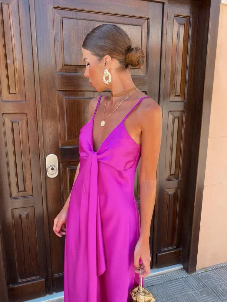 Zaylin - V-Hals Jurk Met Knoopdetail