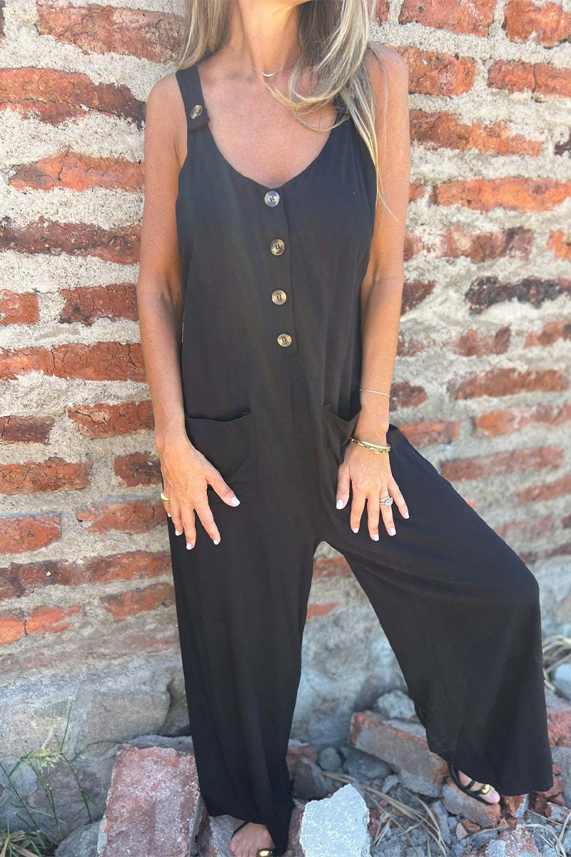 Casual jumpsuit met zakken, knopen en een open rug