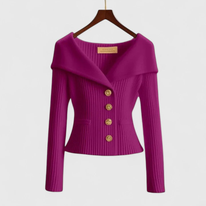 Dames herfsttrui met off-shoulder kraag en gouden knopen – zacht &amp; elegant