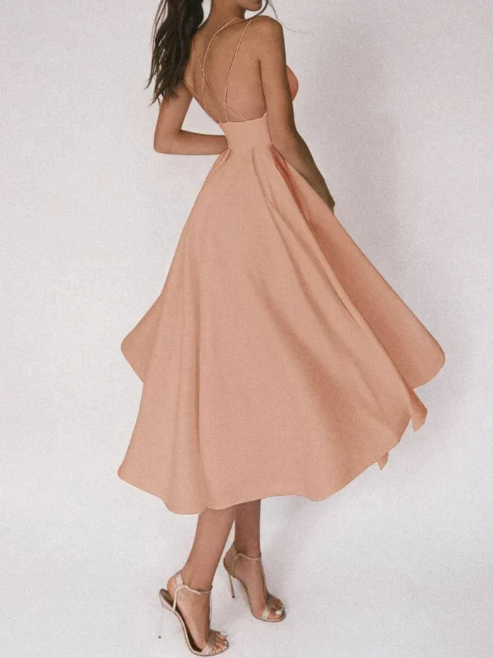 Imke | Dames midikleed met sexy kruisrug – elegant en verleidelijk design