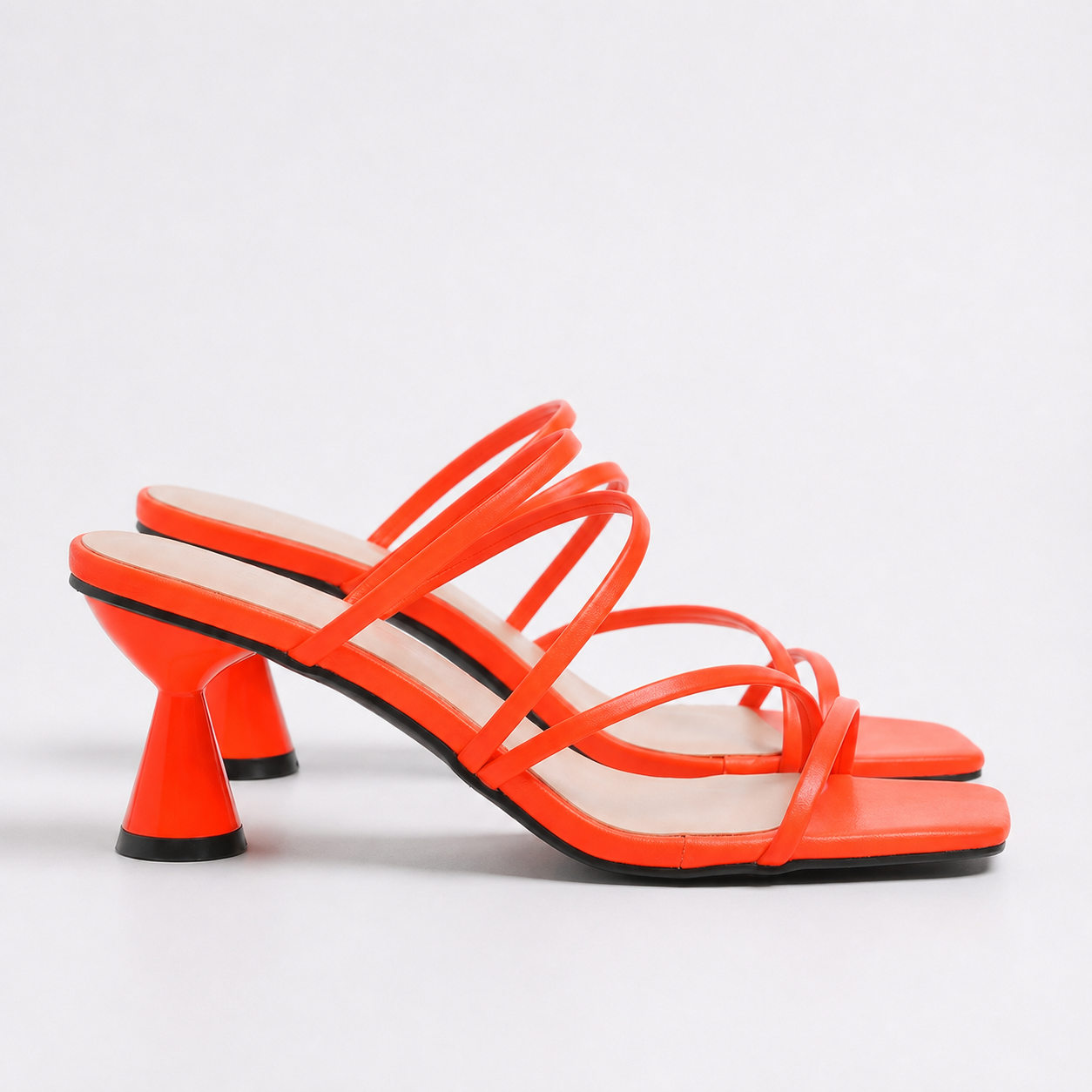 Dames Sandalen met Kitten Heel – Met Bandjes, Geschikt voor Zomer en Casual Gebruik