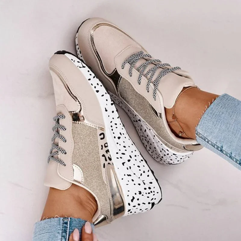 Babine | Dames Sneakers – Lichtgewicht Platform Sneakers met Ademend Mesh en T-Strap Design
