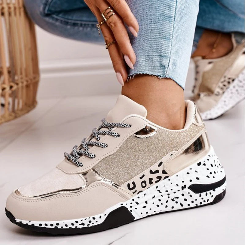 Babine | Dames Sneakers – Lichtgewicht Platform Sneakers met Ademend Mesh en T-Strap Design