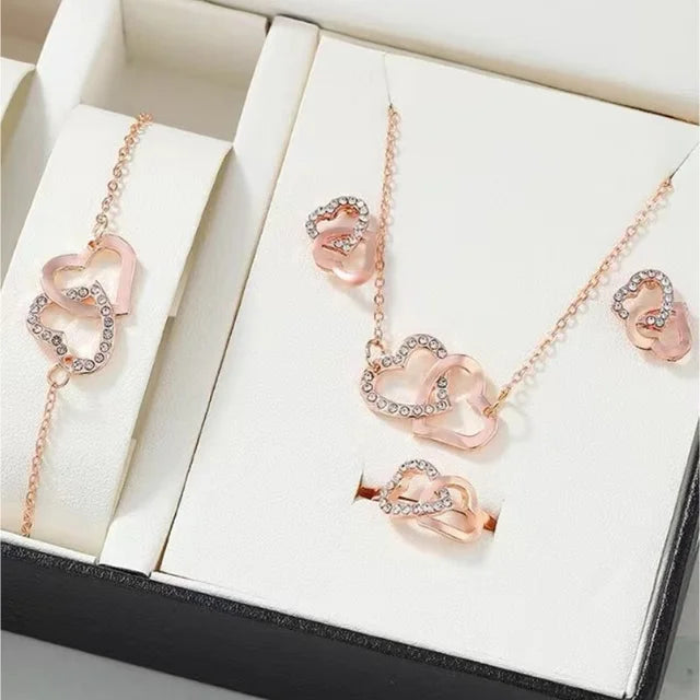 Babette | Gouden dames sieradenset met hartvormige details en strass – elegante en verfijnde uitstraling
