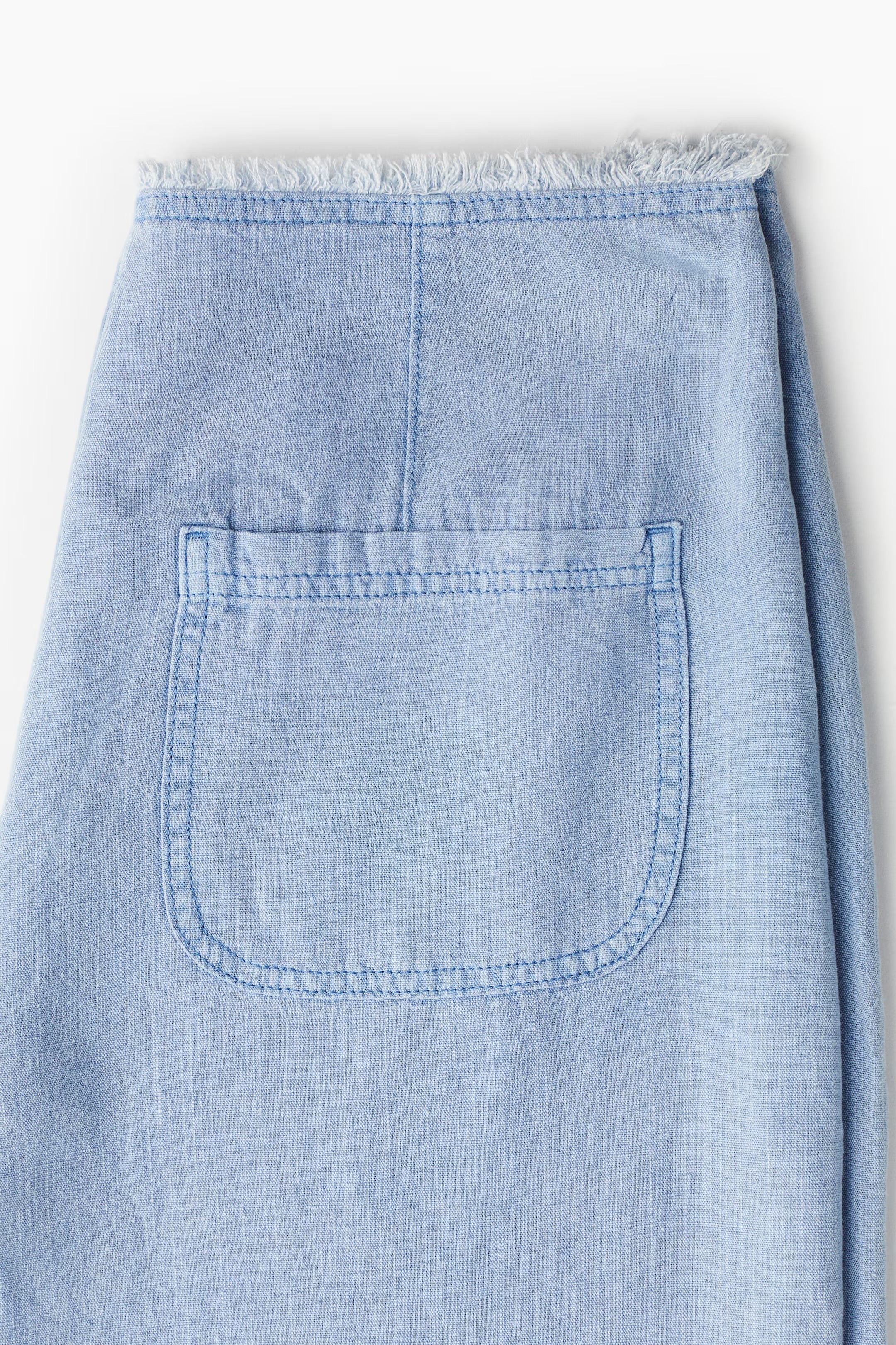 Tilde | Wijd-Legged Jeans voor dames – lichte denim met verfijnde, relaxte pasvorm