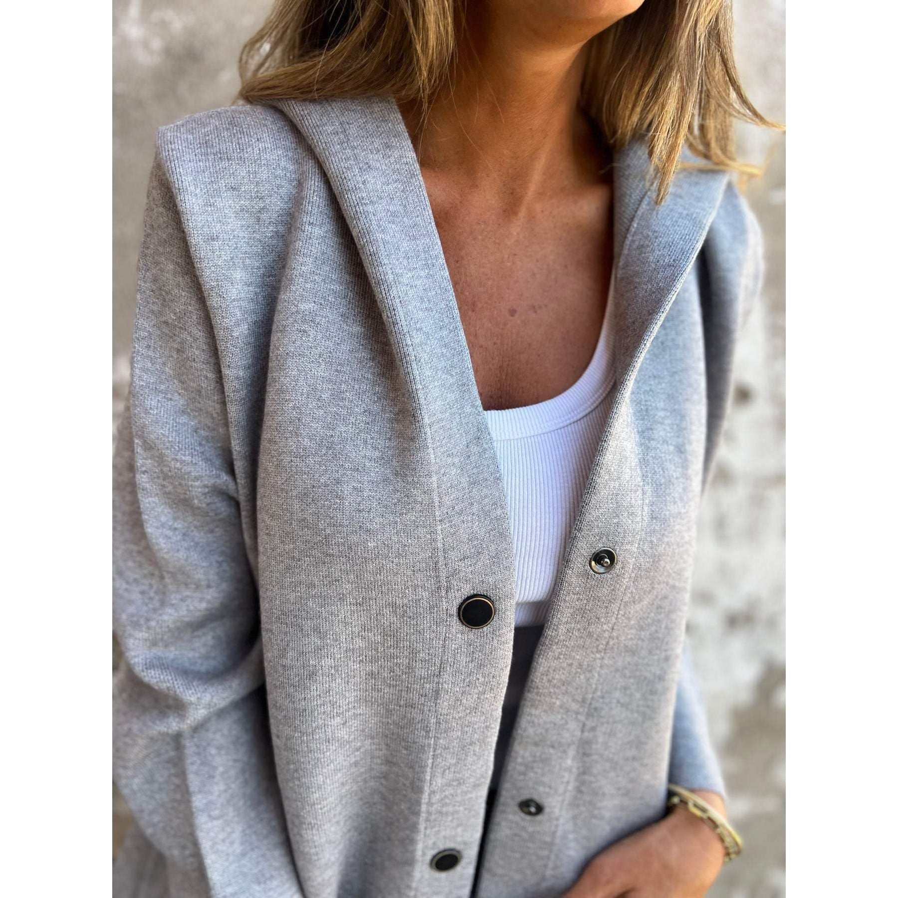 Herfstjas | Dames tussen jas met strakke lijnen en tijdloos design