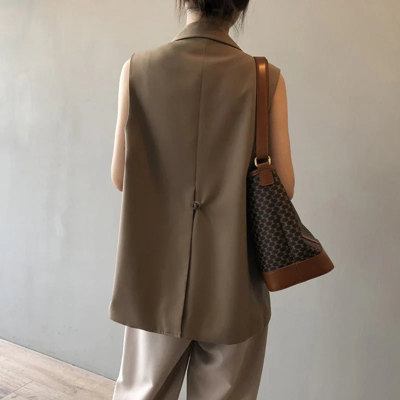 Beige Mouwloze Blazer
