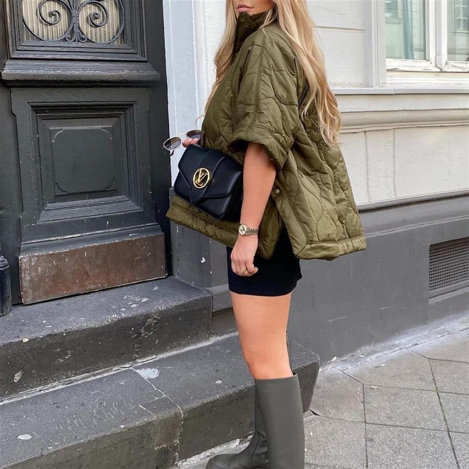 Oversized poncho-jas | Gewatteerde damesjas met opstaande kraag en streetstyle flair