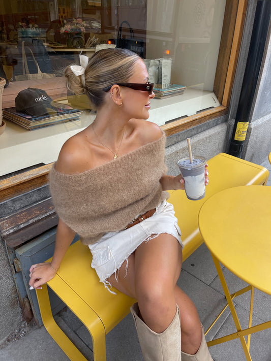 Tove| Off-shoulder top-Zomer 2025
