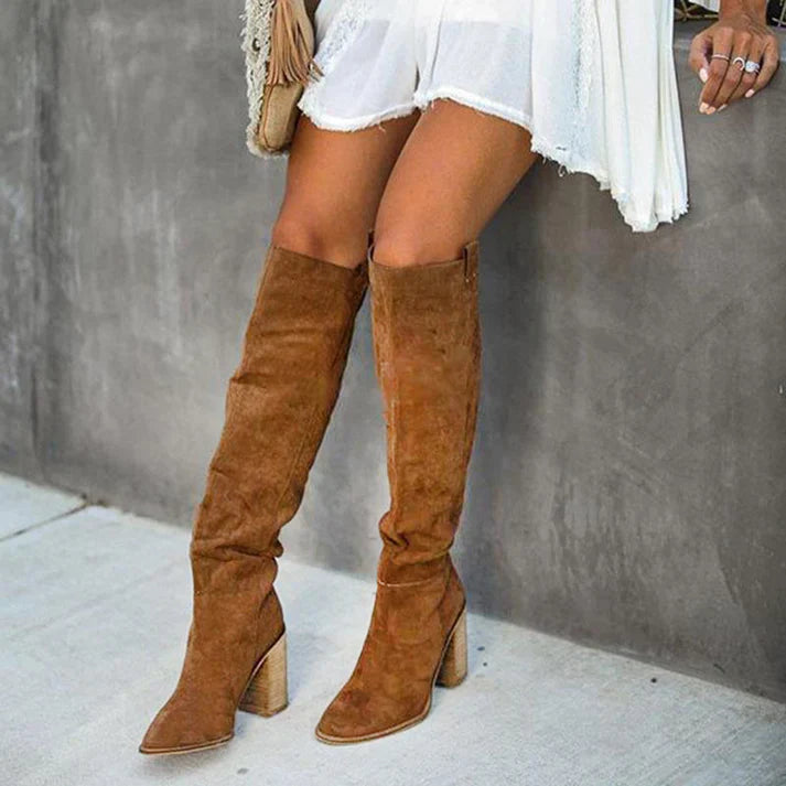 Kniehoge suede laarzen voor dames
