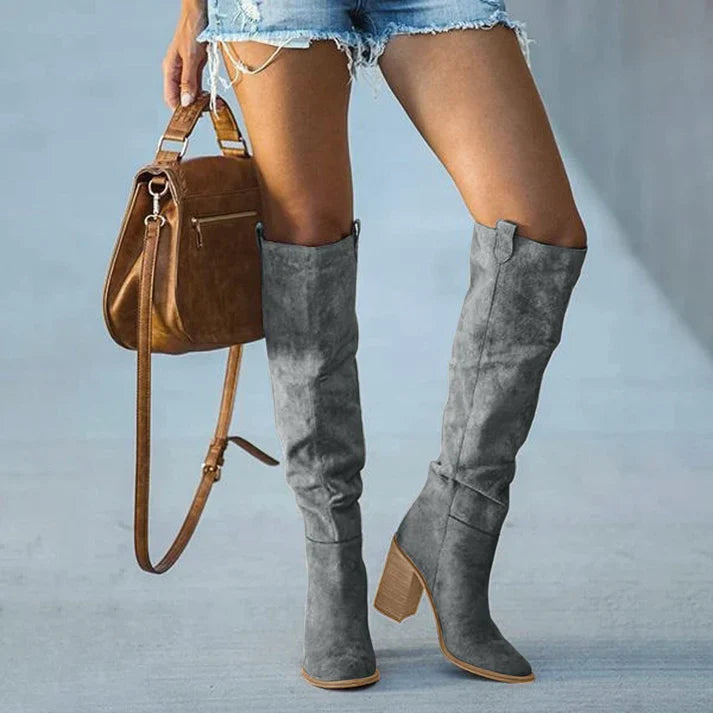 Kniehoge suede laarzen voor dames
