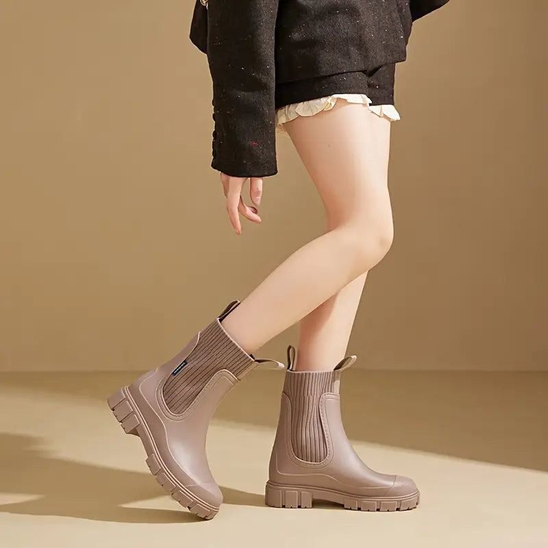 Eira | Dames regenlaarzen met verhoogde hak en elastische sluiting – waterdicht & slipvast