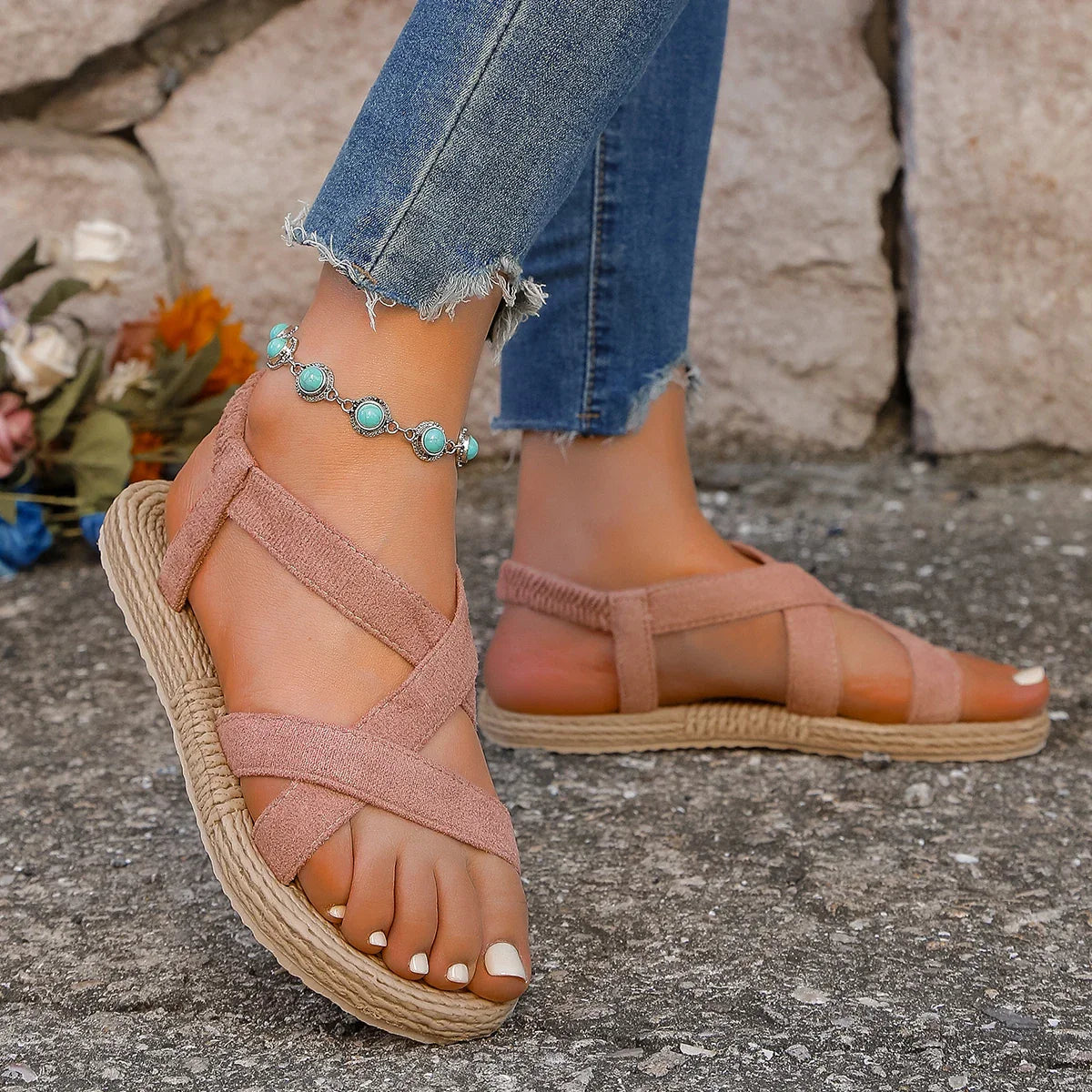 Dames sandalen met espadrille platform en verstelbare bandjes voor zomerse casual stijl