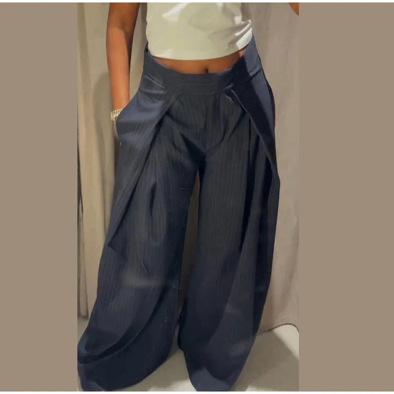 Maud Striped Trousers | Dames broek met strepen en modern baggy design