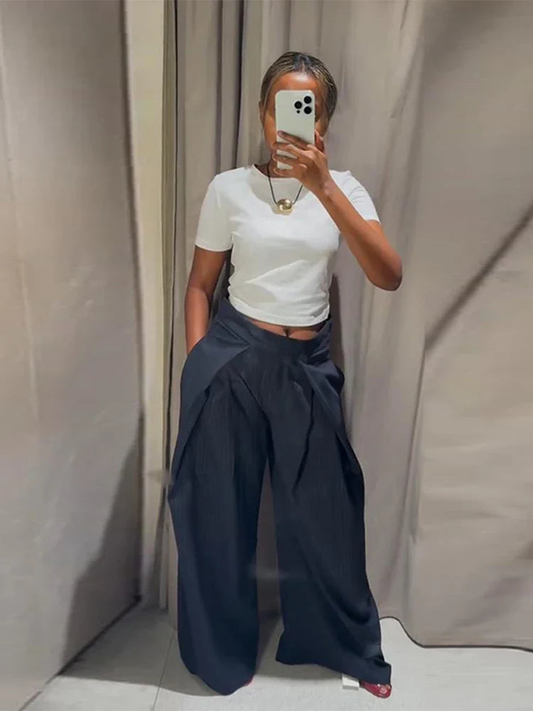 Maud Striped Trousers | Dames broek met strepen en modern baggy design