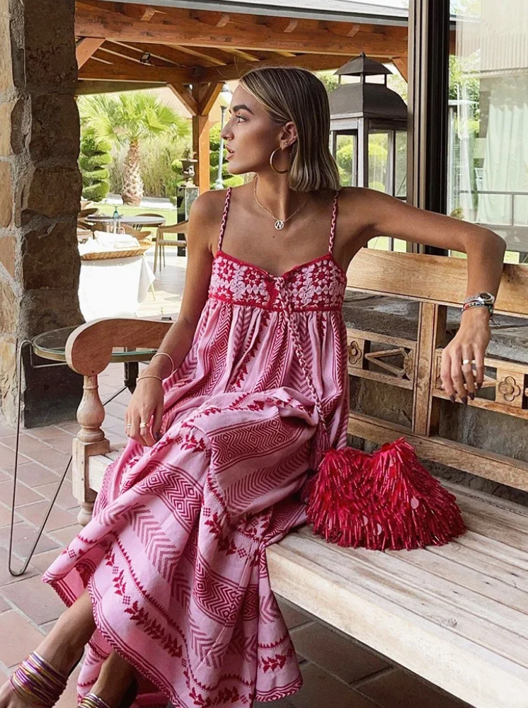 Freya | Maxi-jurk voor dames met romantische A-lijn pasvorm en elegante details