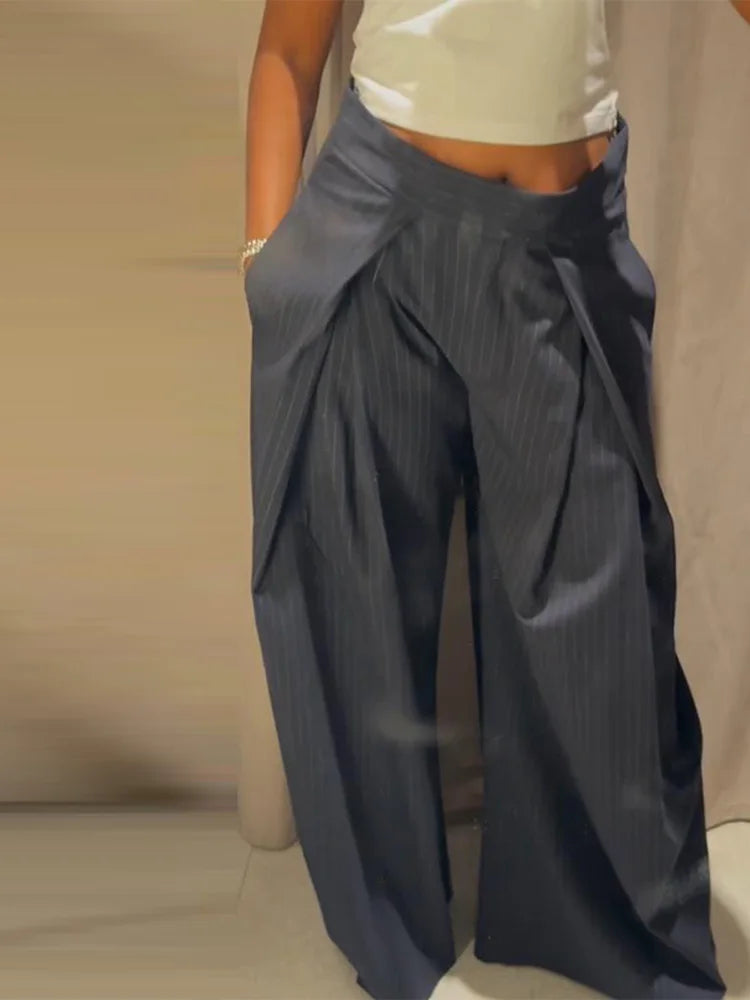 Maud Striped Trousers | Dames broek met strepen en modern baggy design
