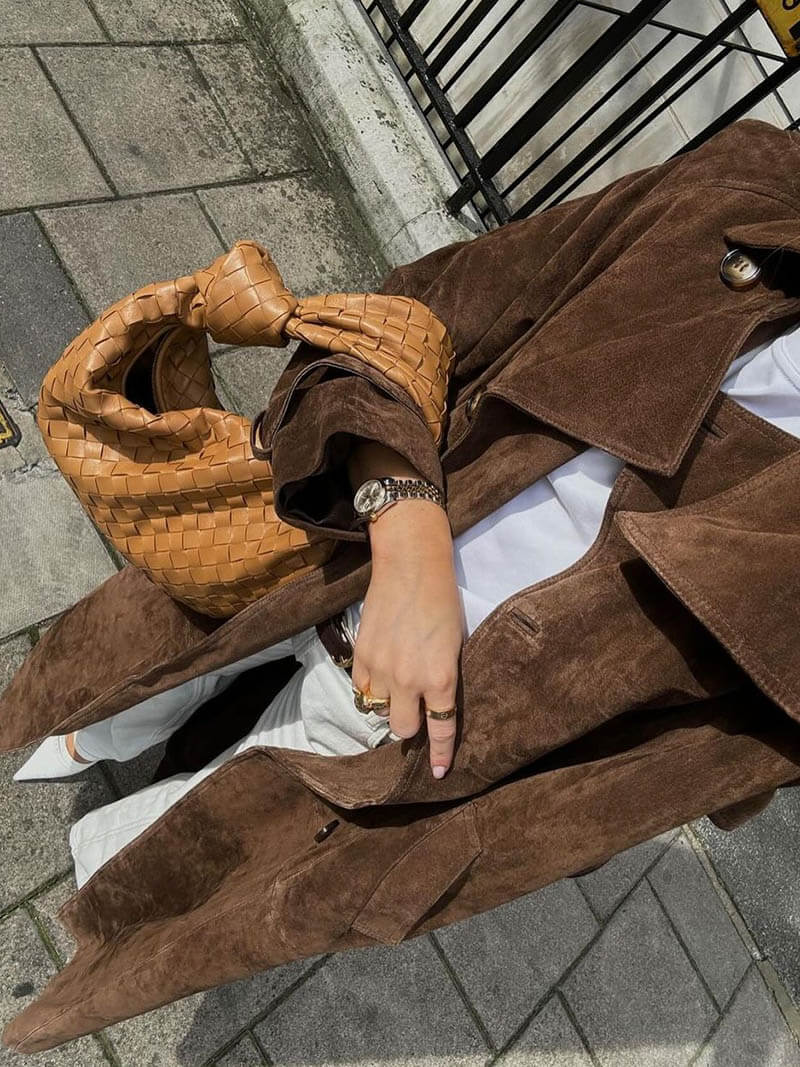 Nadine Royale trenchcoat | Dames trench van faux suède met ceintuur en dubbele knopen