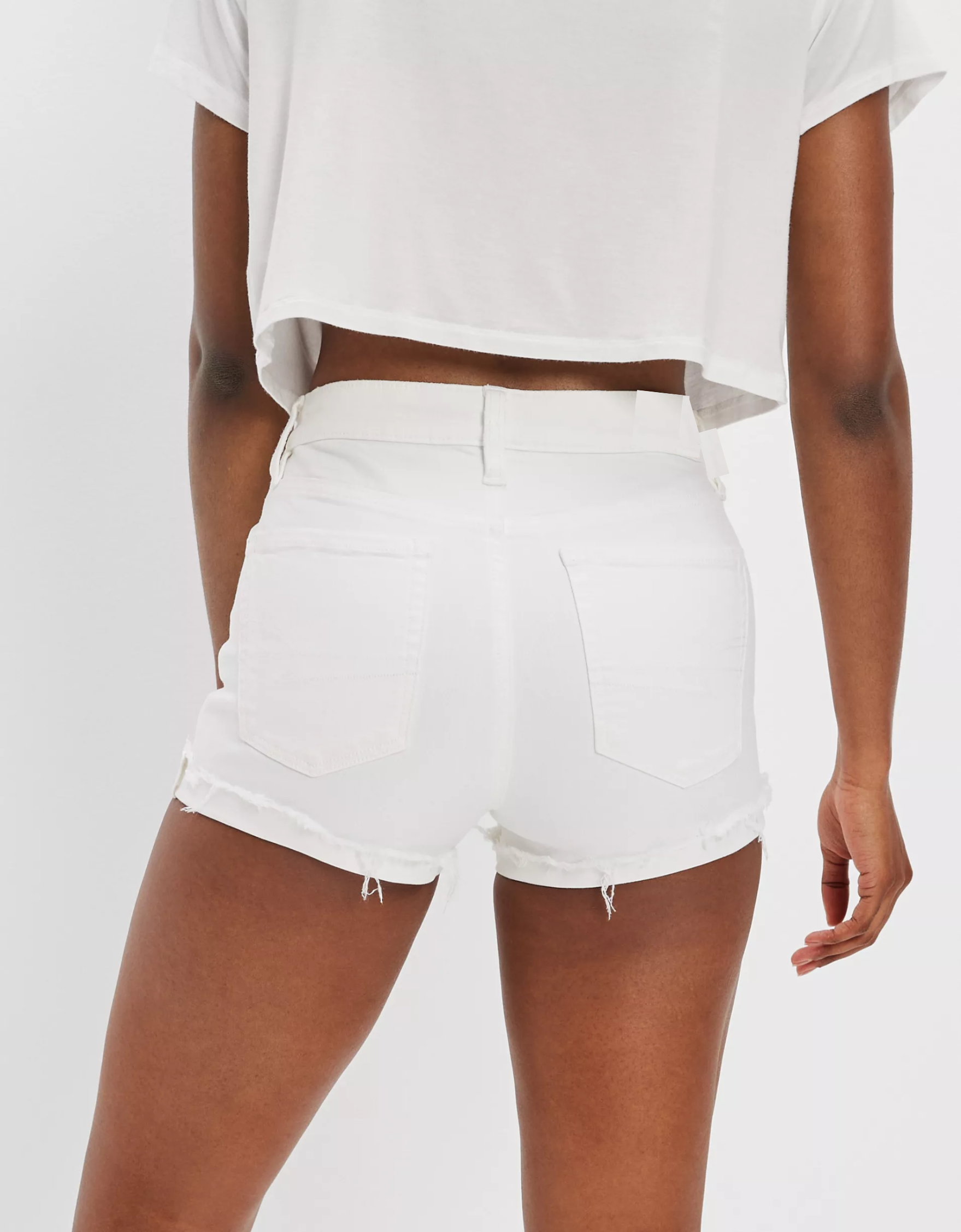 Veerle | Witte Korte Broek voor Dames met Rafels aan de Randen