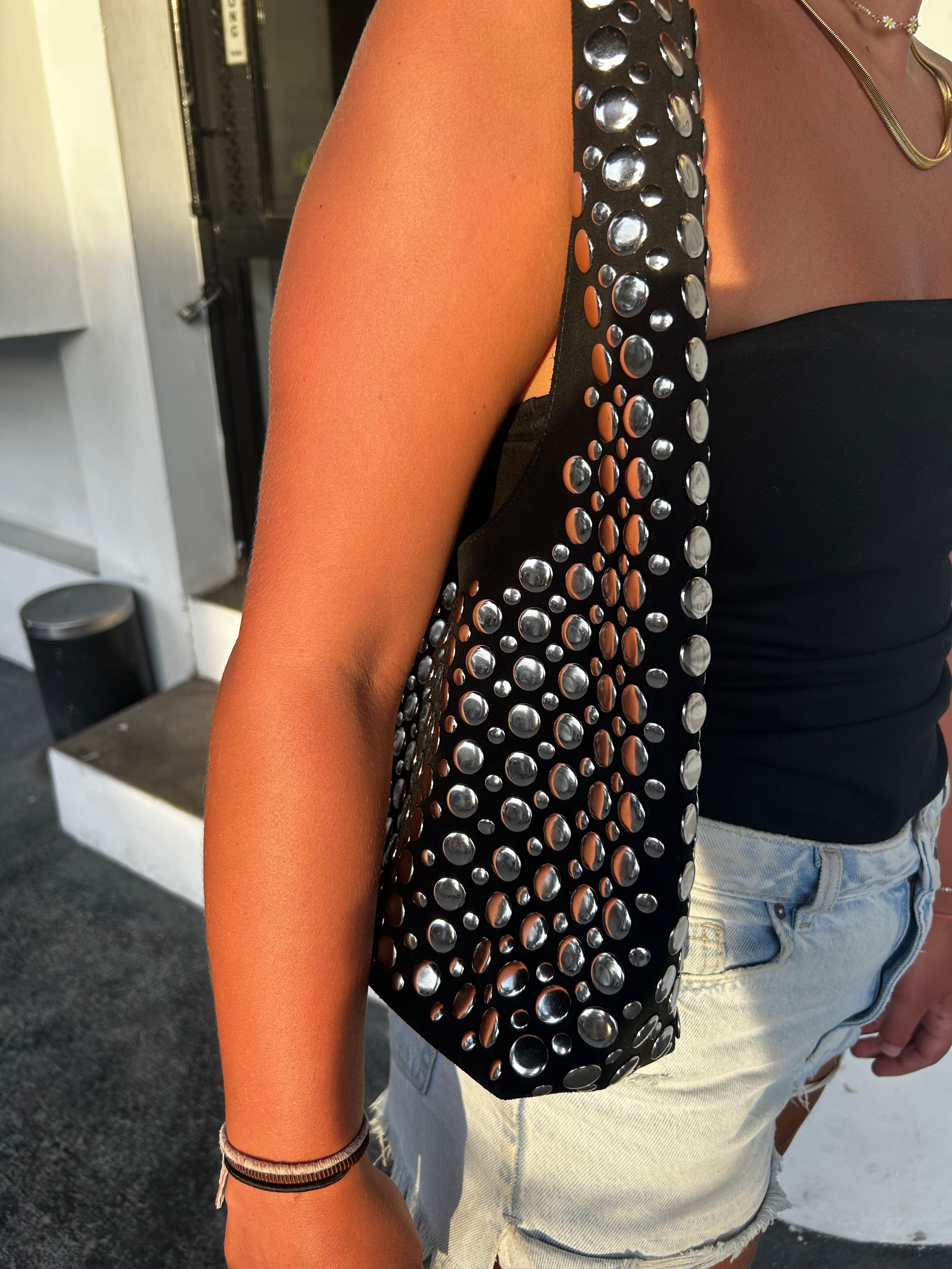 Bubble Bag | Dames schoudertas met studs en trendy speelse ronde vorm