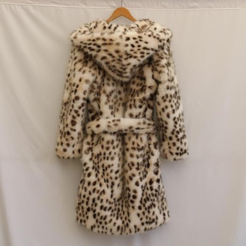 Amelia - Luxe En Donzige Badjas Met Capuchon